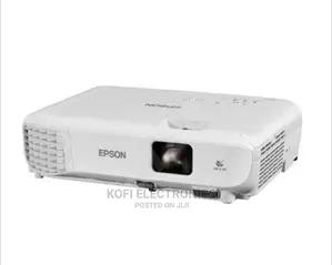 New Epson EB-E01 XGA Office Portable Projector – 3300 Lumen