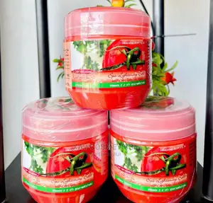 Carebeau Tomato Scrub