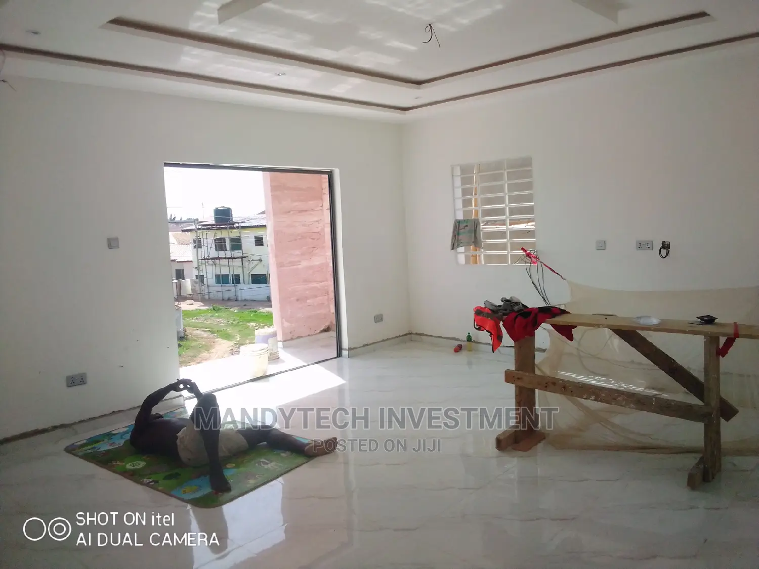 3bdrm Duplex in School Junction for sale