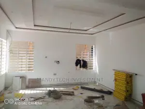 3bdrm Duplex in School Junction for sale