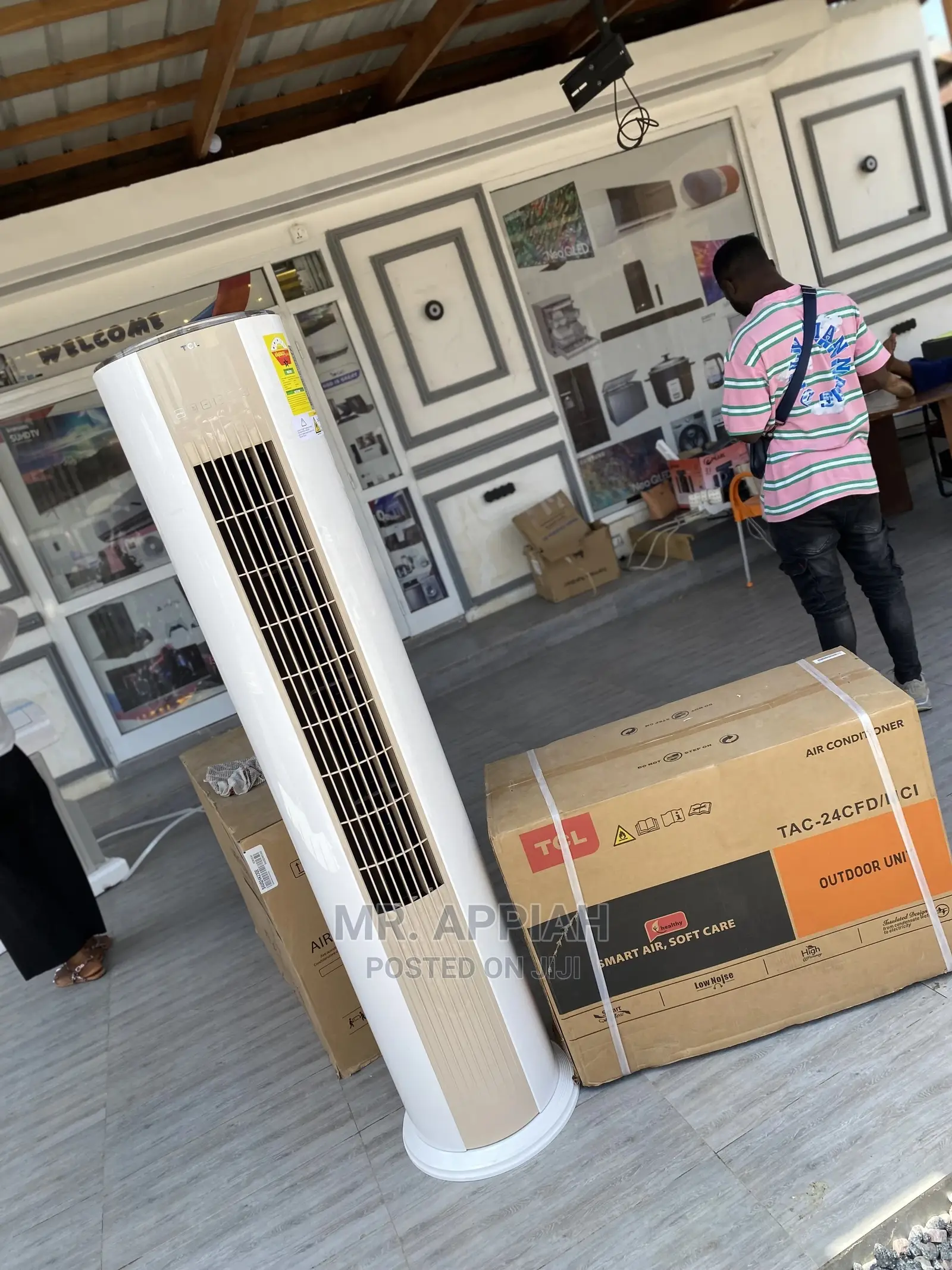 Feel the Cool Breeze From TCL Standing Ac(2.0hp)