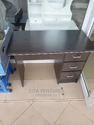 Wooden Office Table