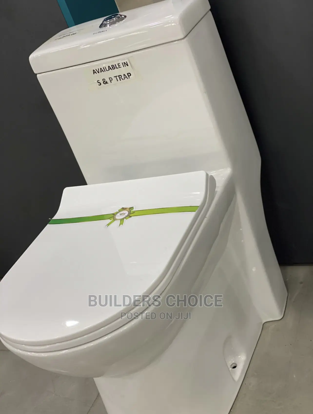 Combine Water Closet (Bs25)