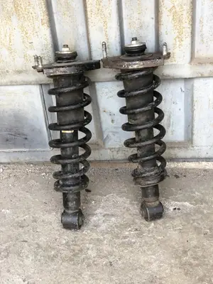 Pontiac Vibe Back Shock Absorbers