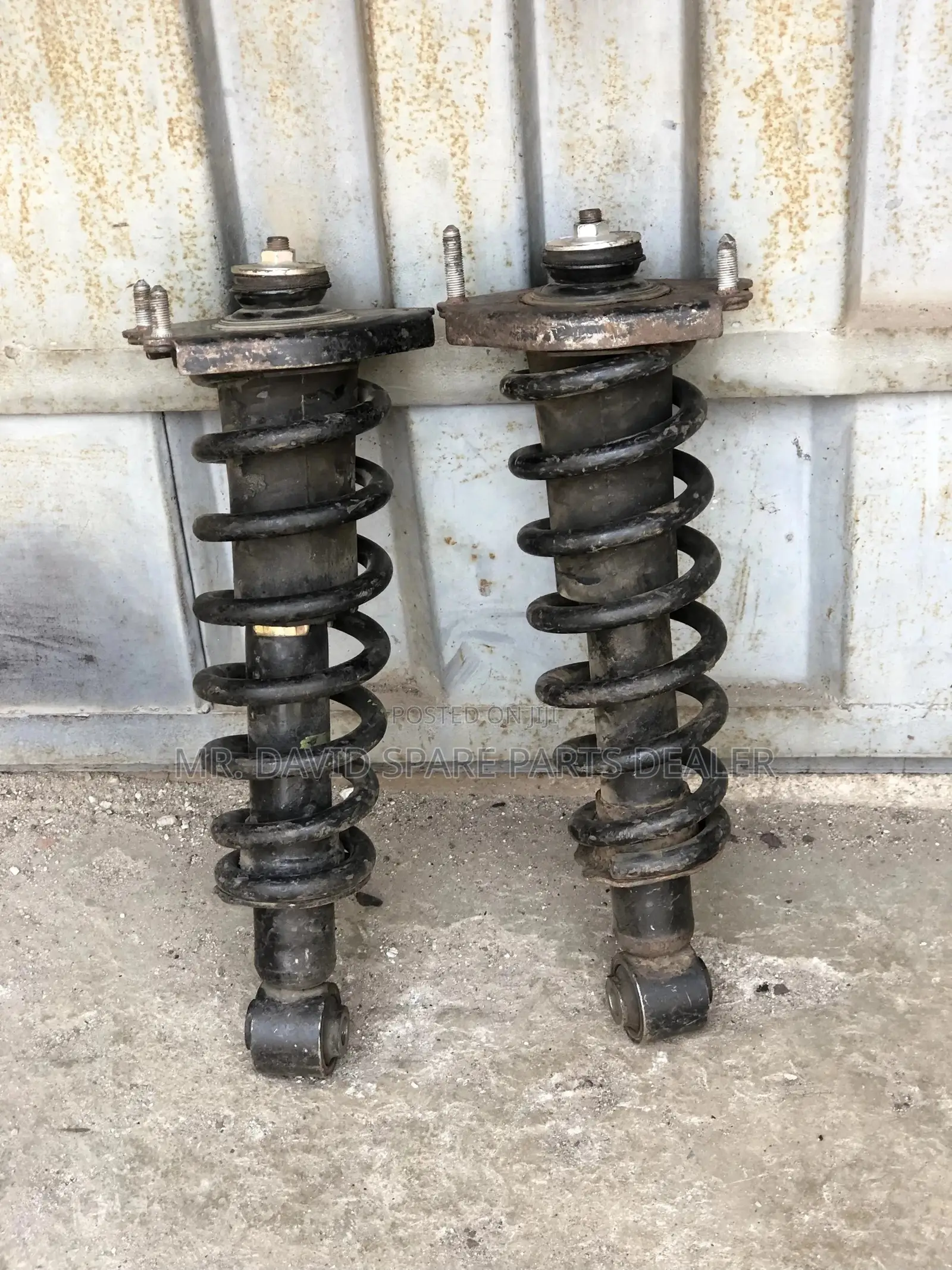 Pontiac Vibe Back Shock Absorbers