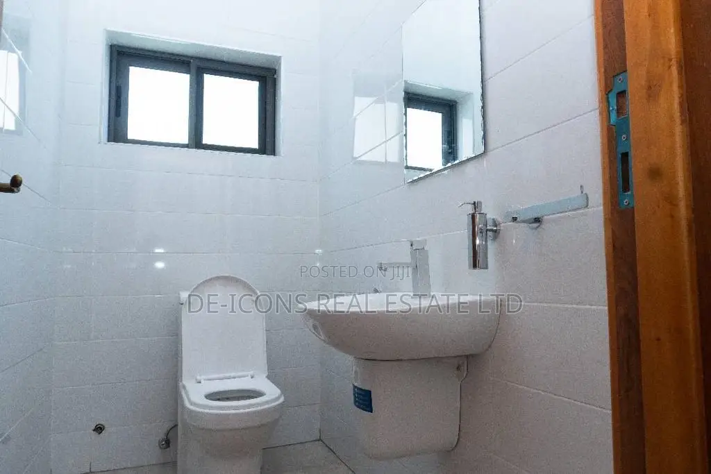 3bdrm Duplex in De-Icons Real Estate, Ga South Municipal for Sale