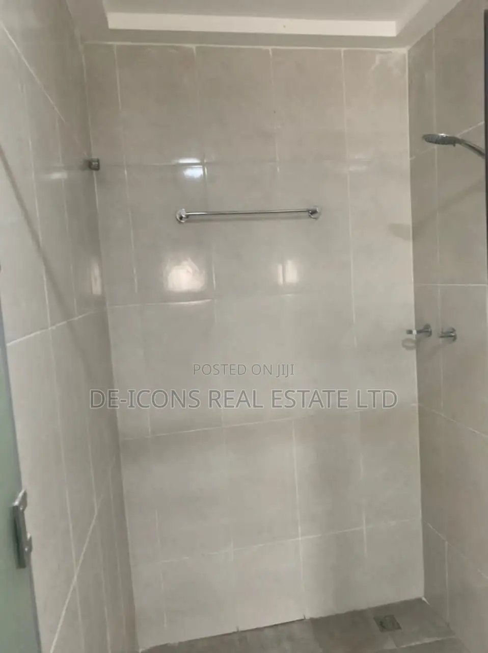 3bdrm Duplex in De-Icons Real Estate, Ga South Municipal for Sale