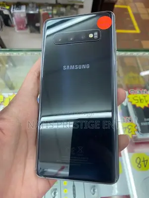 New Samsung Galaxy S10 128 GB Black