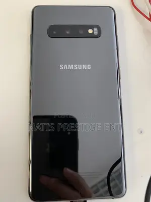 New Samsung Galaxy S10 128 GB Black