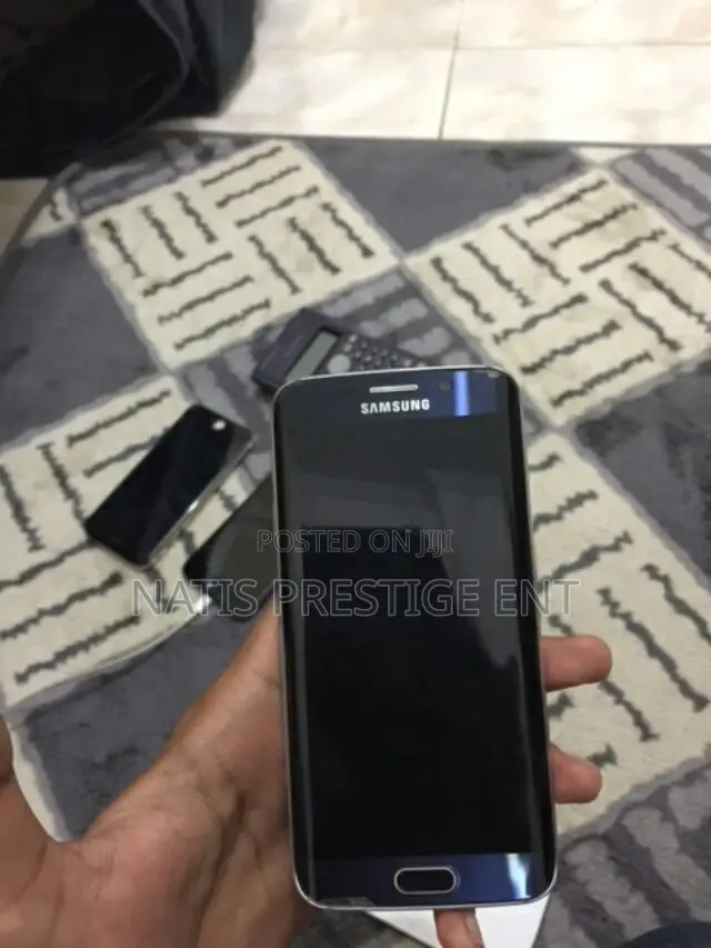 New Samsung Galaxy S6 64 GB Black