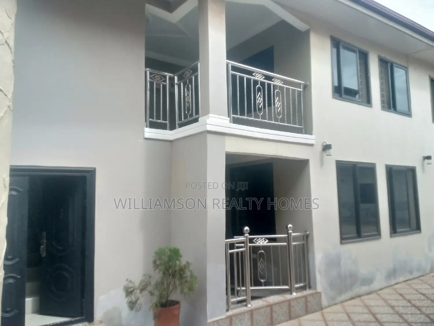 3bdrm Apartment in Devtraco Estate Road, Spintex for rent
