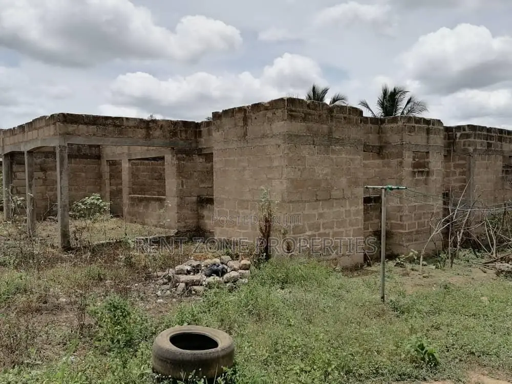 4bdrm House in Kasoa for Sale