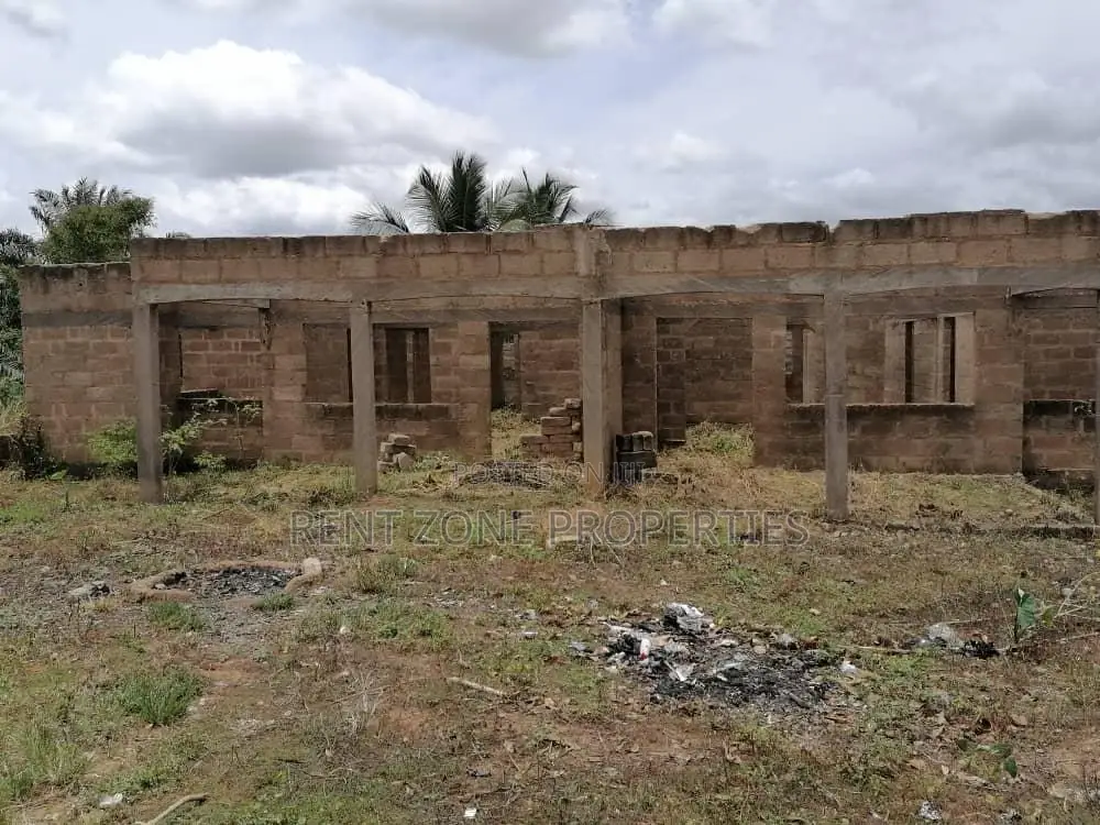 4bdrm House in Kasoa for Sale