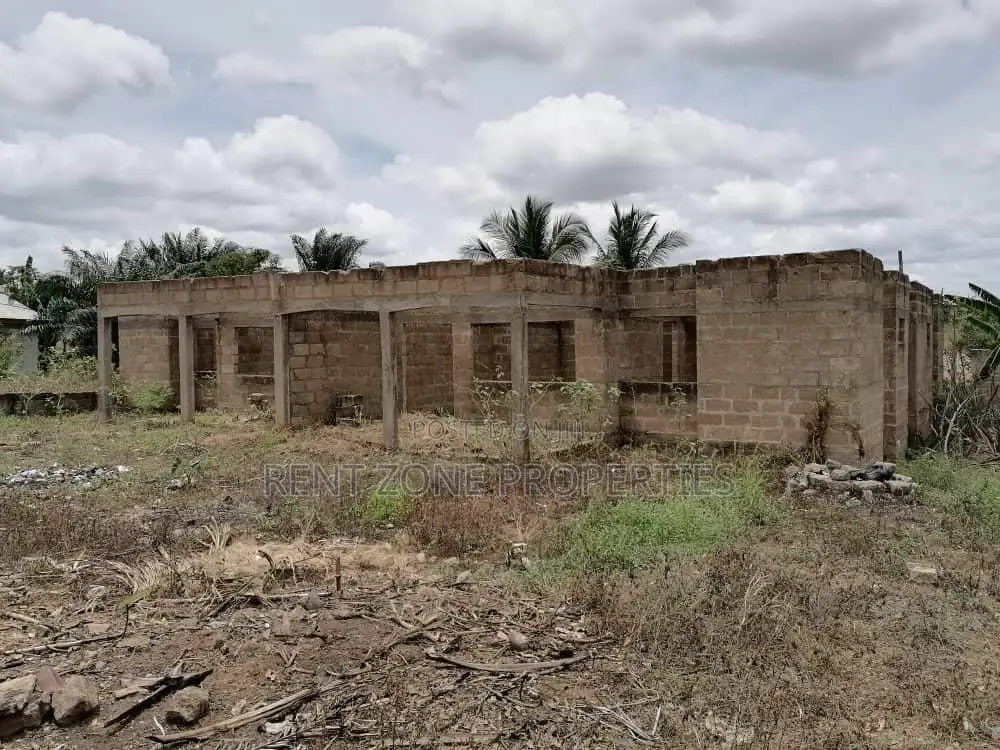 4bdrm House in Kasoa for Sale