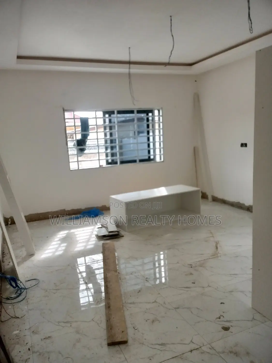 3bdrm House in Community 18, Spintex for sale