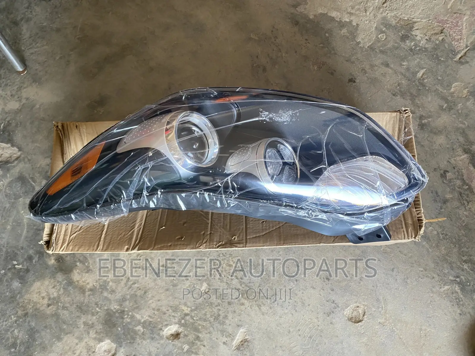 Kia Sportage 2017 Headlight Pair