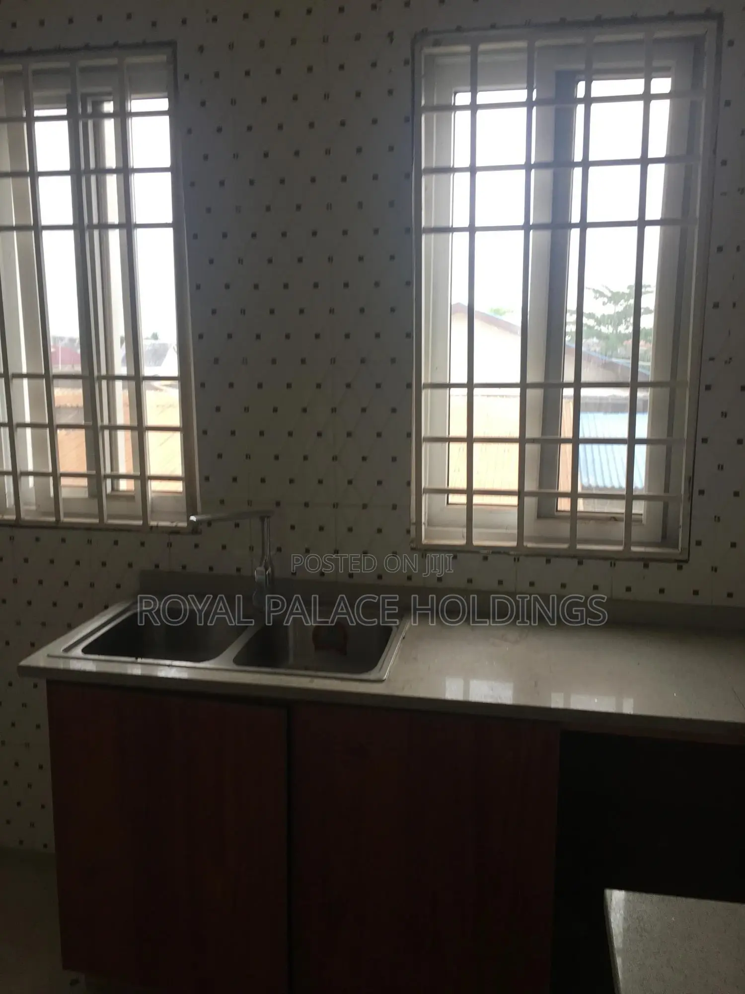 2bdrm Apartment in Close To American for rent