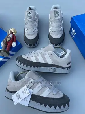 Adidas Sneaker