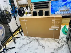 High Contrast Sleek UHD Samsung 65”Au7000 Tv