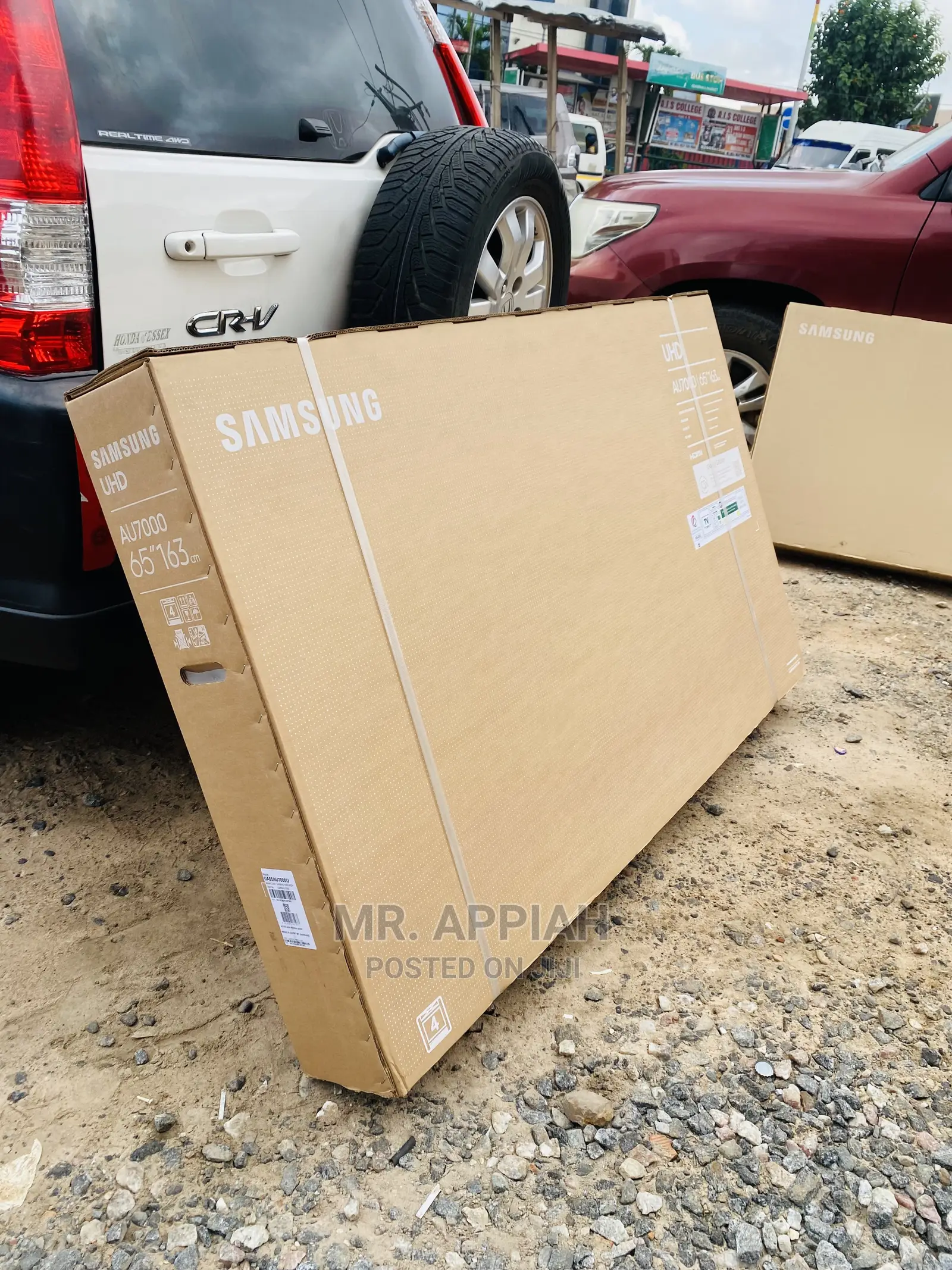 Durable and Affordable Samsung 65au7000 Smart LED Tv.