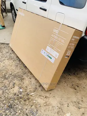(65au7000)Brand New Samsung Crystal Clear Tv.