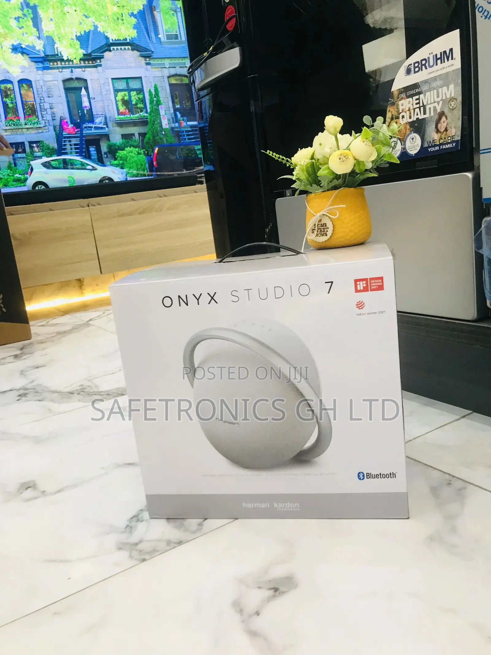 Neat Harman Kardon Onyx Studio 7