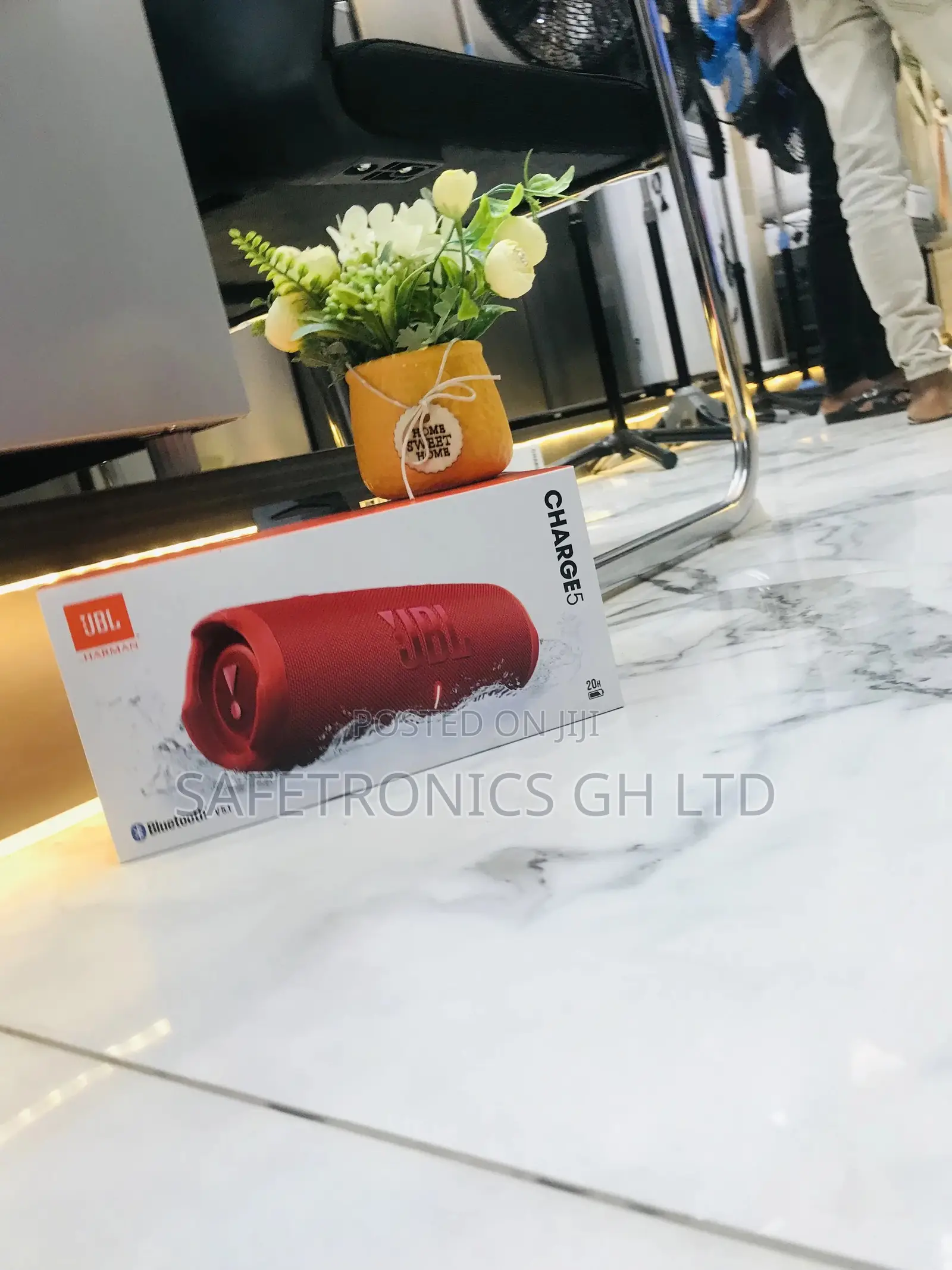 Enjoy Great Music JBL Charge 5