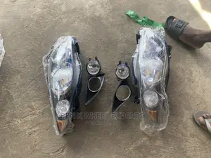 Corolla 2010 Headlight And Foglight With Cover