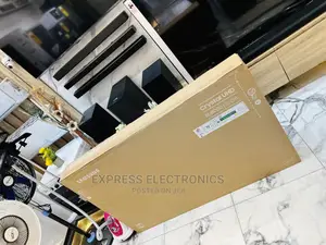 Vivid Wide Enhanced Color UHD 55”Bu8000 LED Samsung Tv