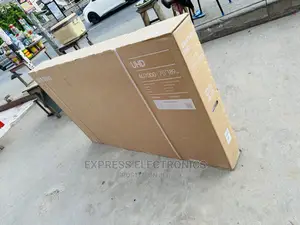 Range of Quantum Pictures UHD Smart 75”Au7000 T. Samsung