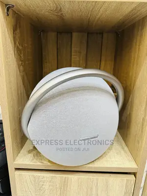 Authentic New Sleek Bluetooth Speaker Onyx 8