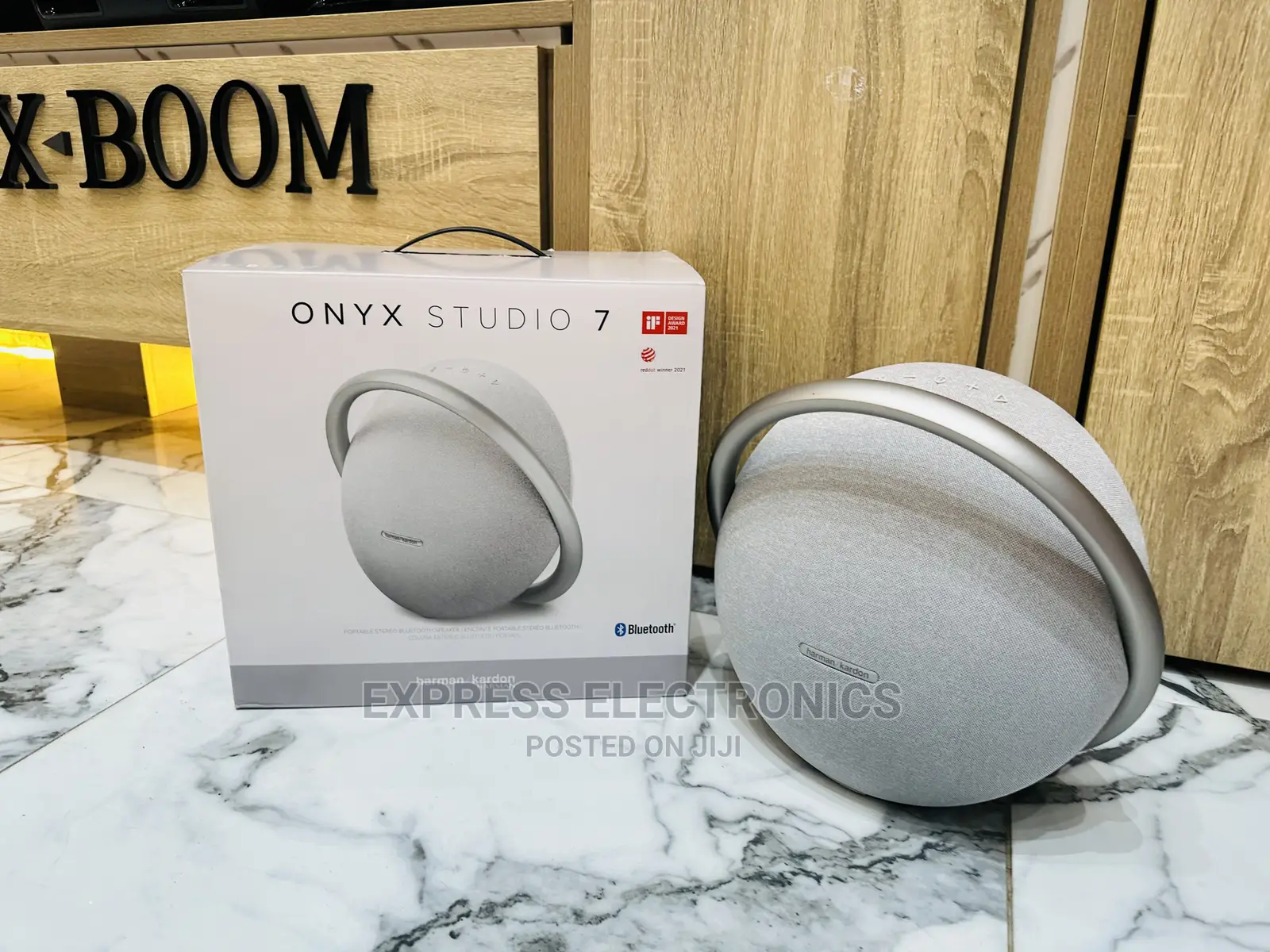 Ultra Modern High Quality Bluetooth Speaker Onyx 7 Studio