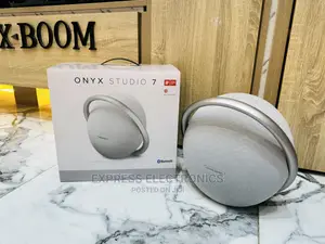 Ultra Modern High Quality Bluetooth Speaker Onyx 7 Studio