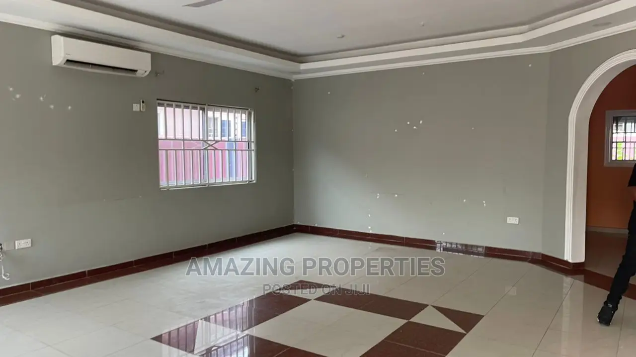 3bdrm House in Spintex for rent