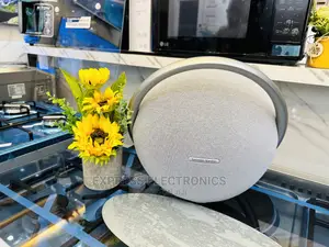 Live Sound Mode Effects Onyx 8 Bluetooth Speaker