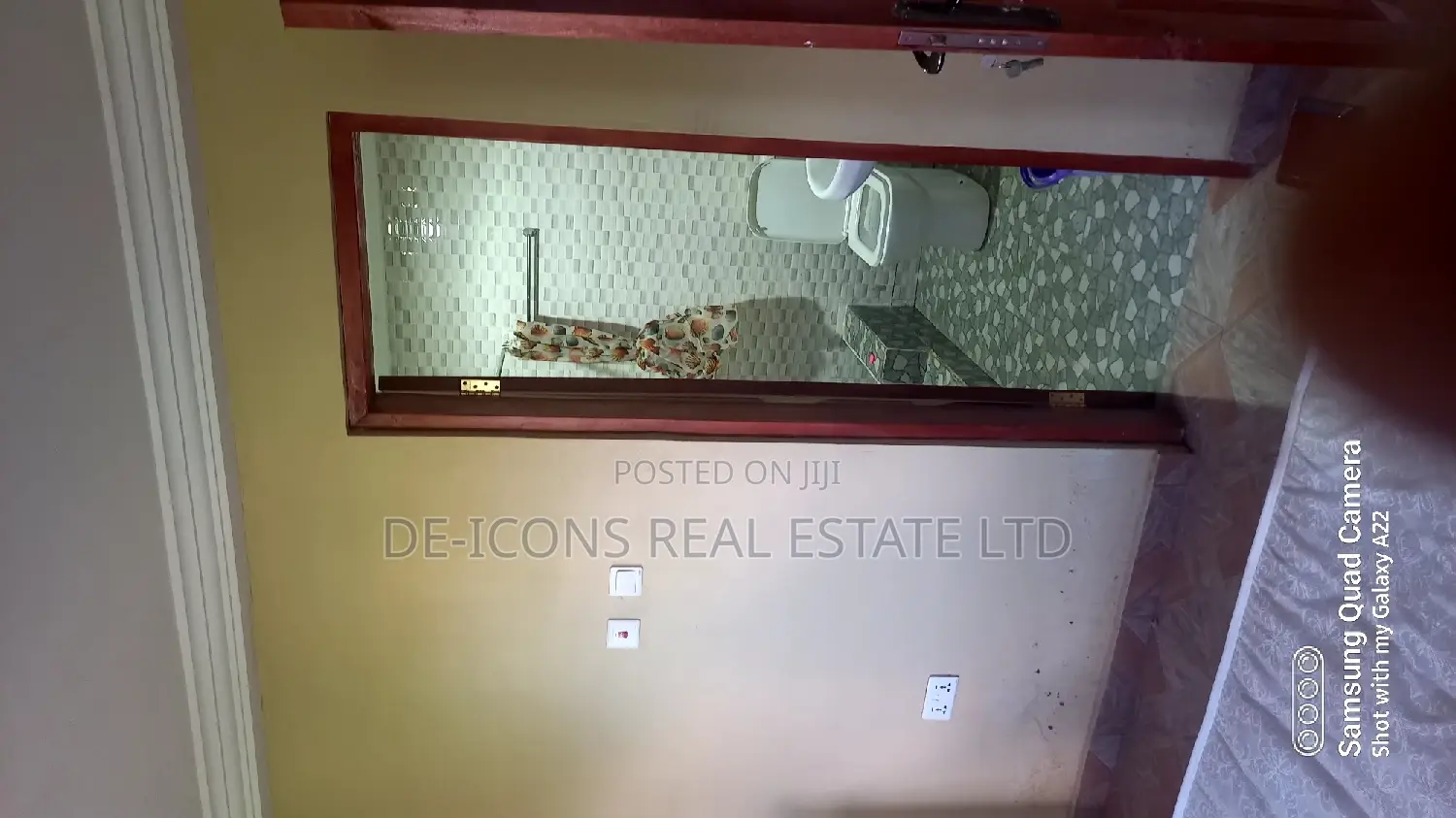 2bdrm Duplex in De-Icons Real Estate, Awutu Senya East Municipal