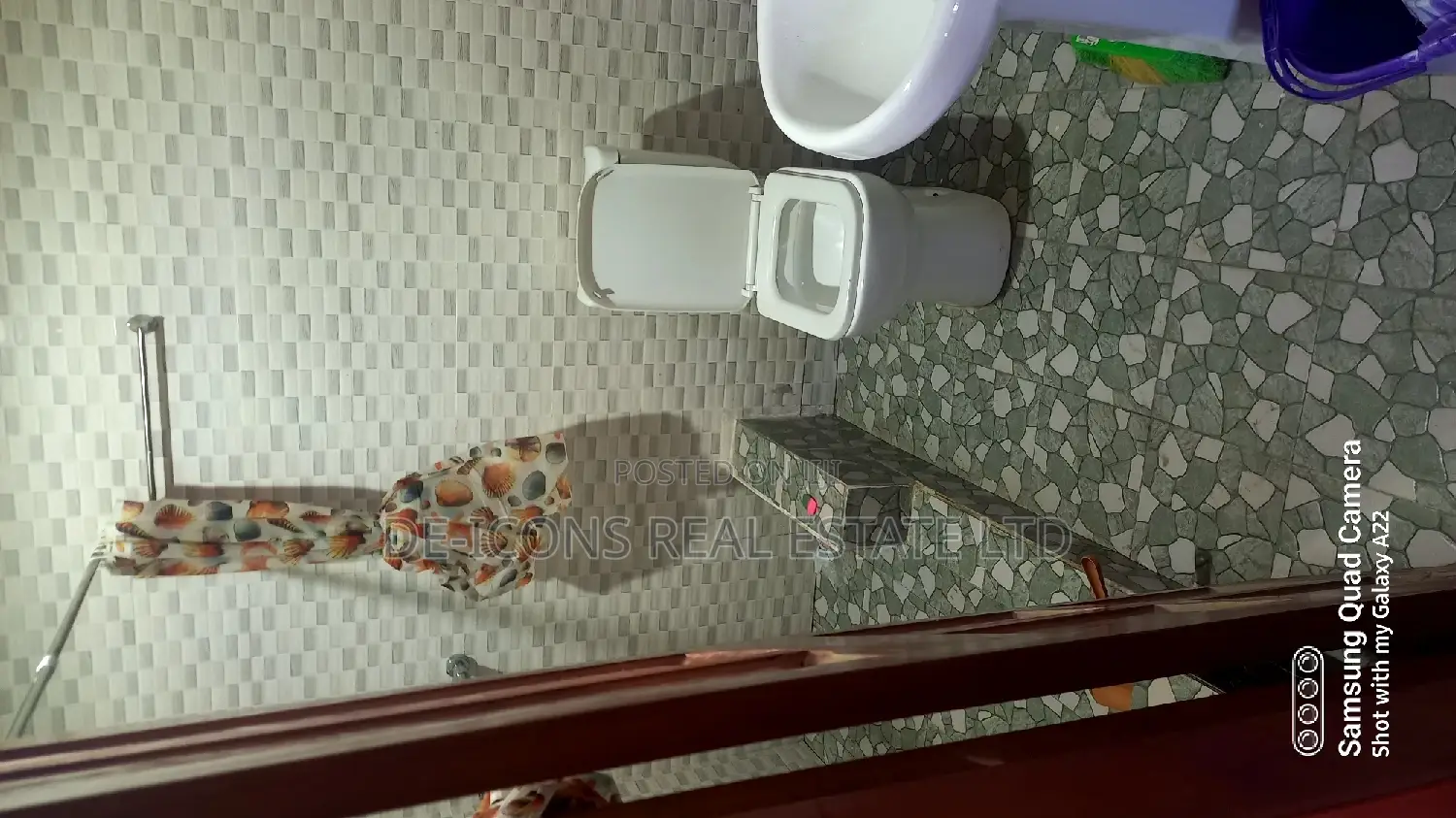 2bdrm Duplex in De-Icons Real Estate, Awutu Senya East Municipal