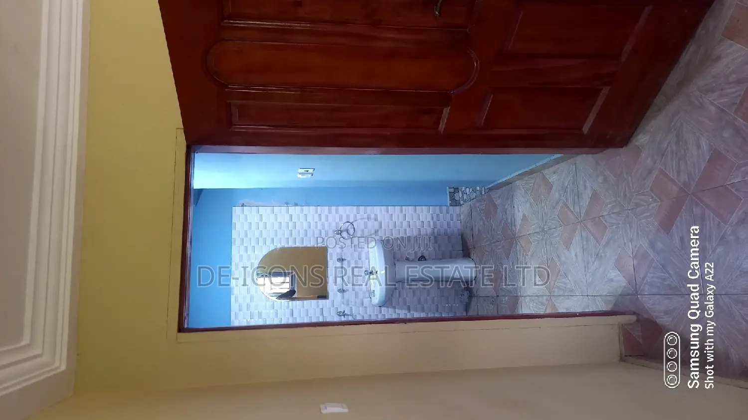 2bdrm Duplex in De-Icons Real Estate, Awutu Senya East Municipal