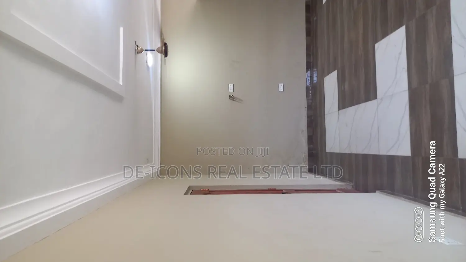 2bdrm Duplex in De-Icons Real Estate, Awutu Senya East Municipal
