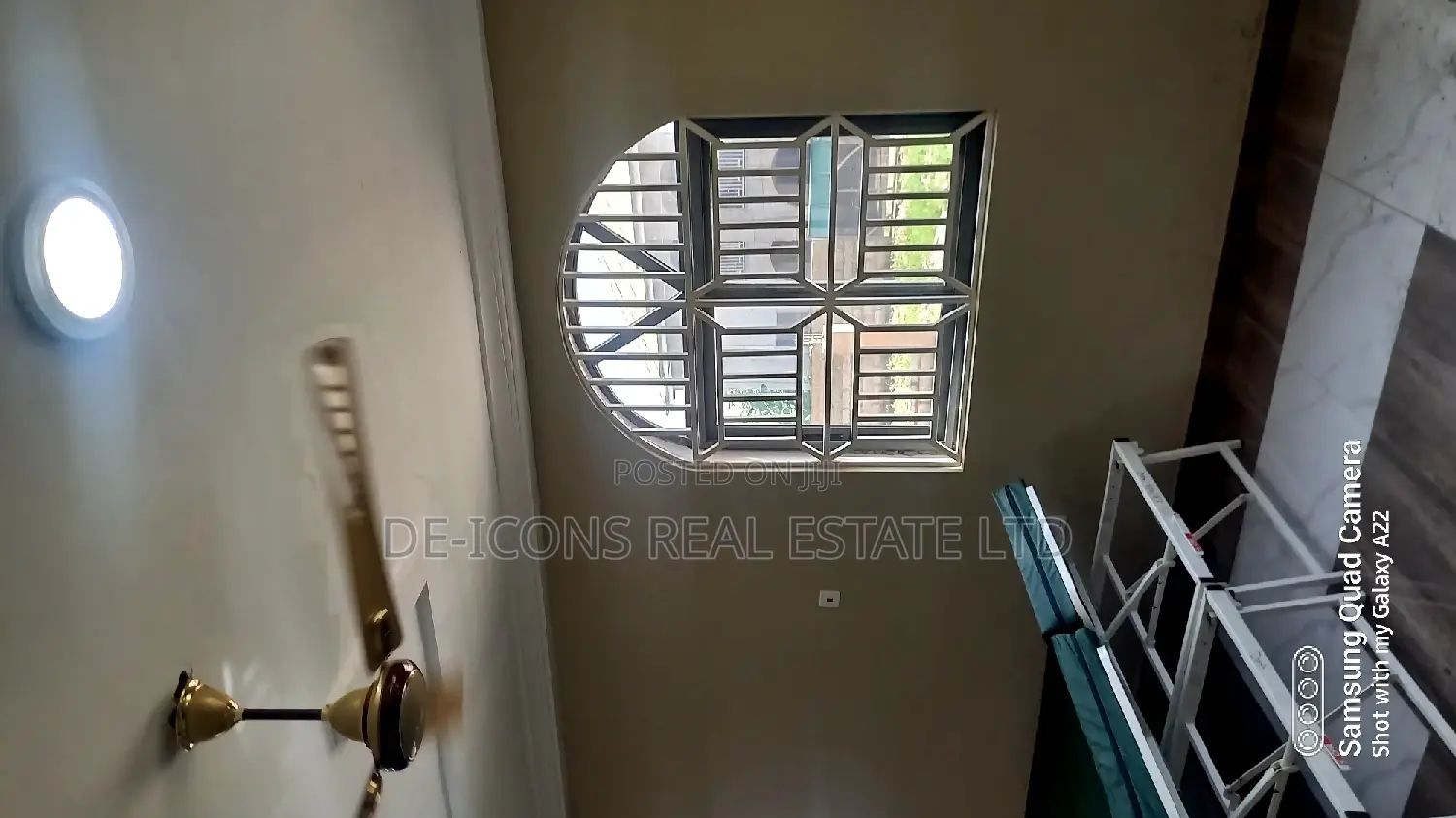 2bdrm Duplex in De-Icons Real Estate, Awutu Senya East Municipal