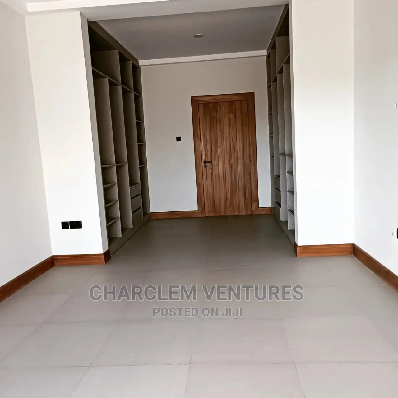 3bdrm Townhouse / Terrace in Charclem Ventures, Labone for rent