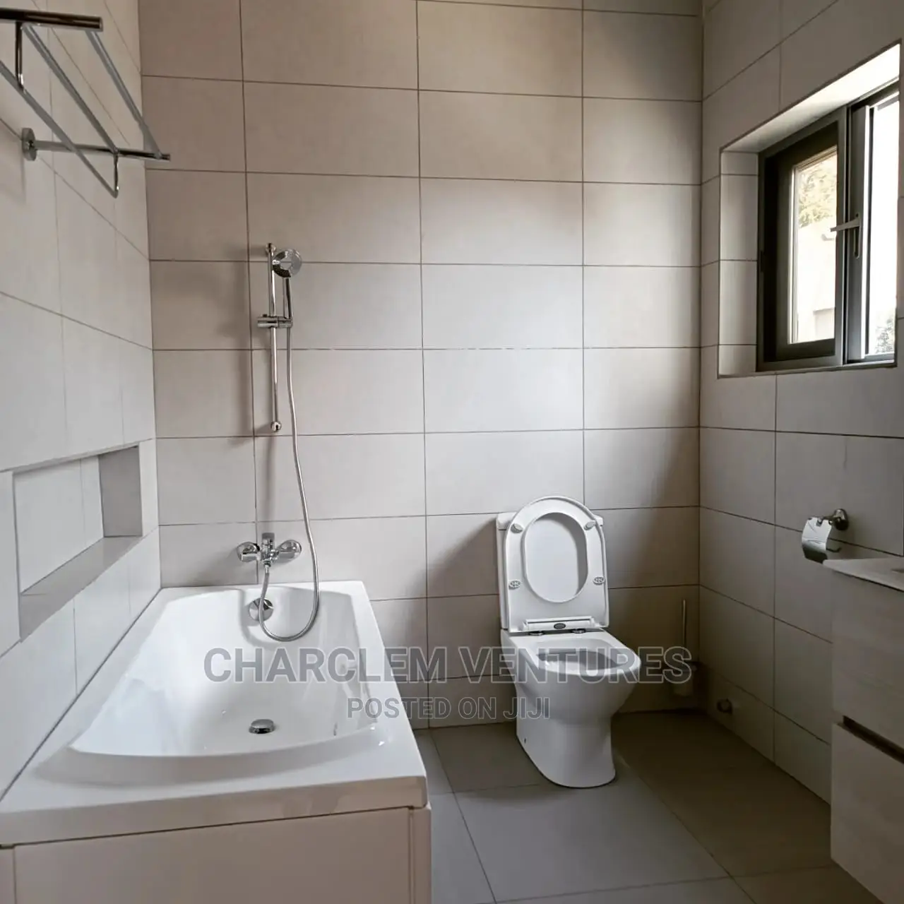 3bdrm Townhouse / Terrace in Charclem Ventures, Labone for rent