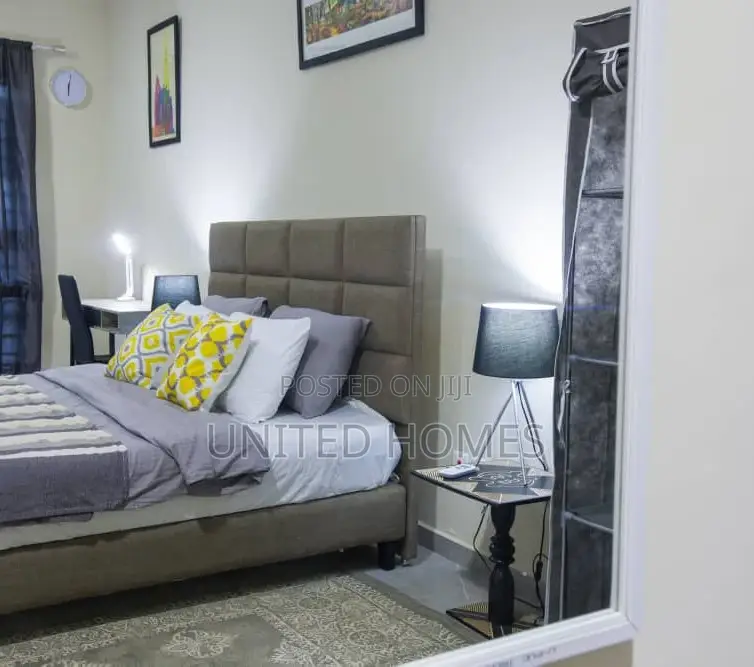 4bdrm Mansion in Pokuase for Sale