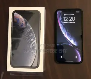 New Apple iPhone XR 256 GB Black