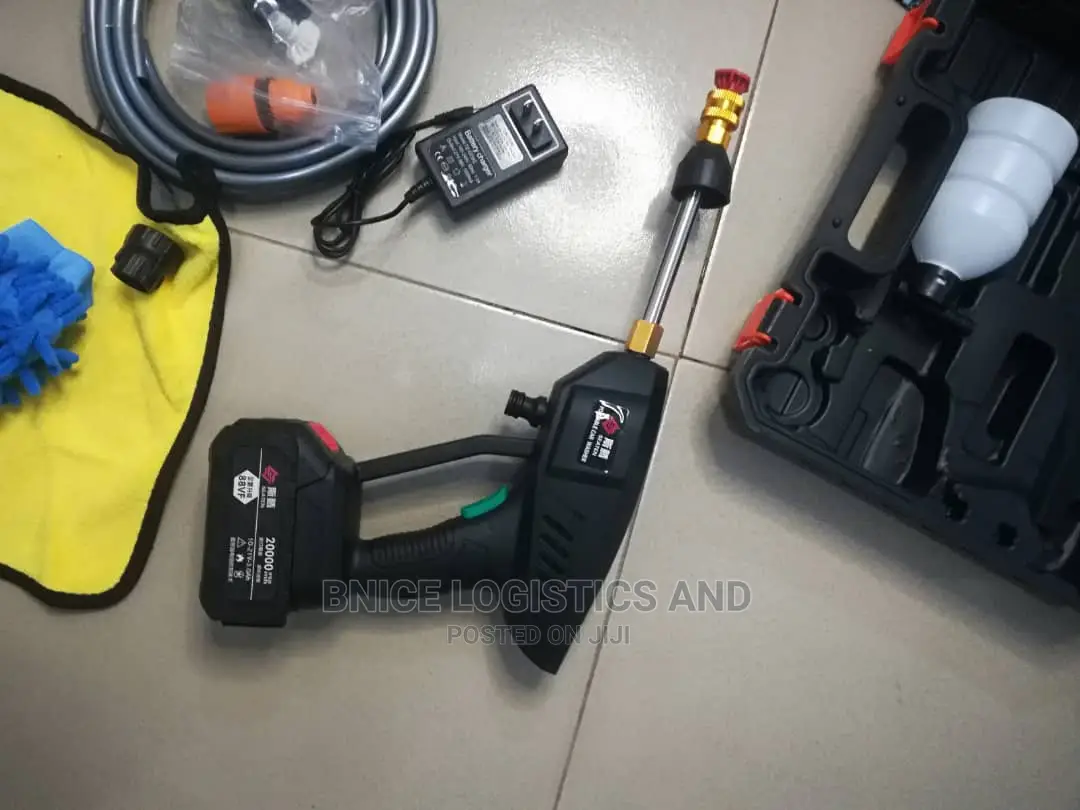 High Pressure Car Wash Pump With 2 Batteries