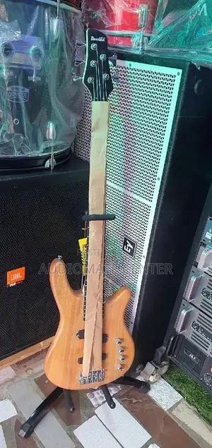 Ibanez Bass Guiter