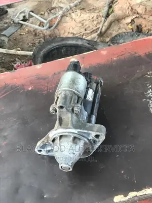 Toyota Vitz 2008-2010 Home Used STARTER MOTOR Available
