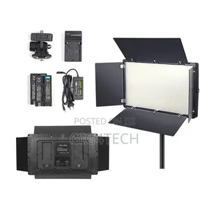 Led 800 Camera Light With Battery and Tripod