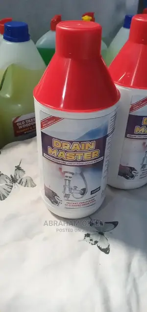 Drain Unclogging and Strong Odour Remover