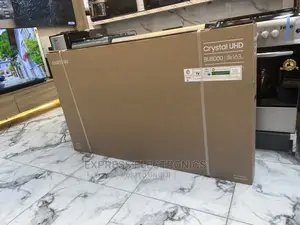 Crystal Display UHD Screen  Samsung 65”Bu8000